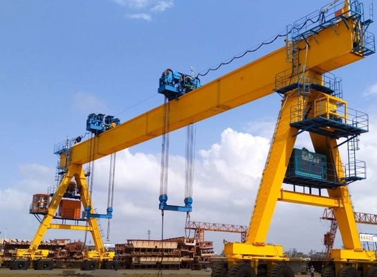 Crane GRT mobile yang dapat disesuaikan dengan kapasitas beban tinggi untuk aplikasi tugas berat